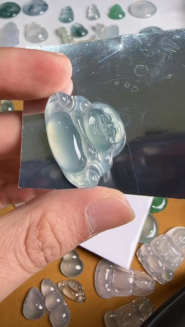 吊坠(不含链)未镶嵌翡翠.