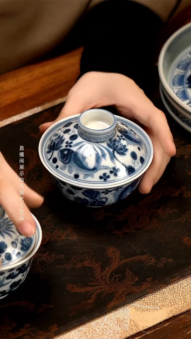 给***色与君赏瓷与君赏瓷