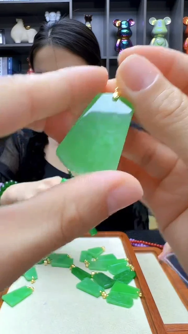 翡翠14K金镶嵌颈饰丹丹diy劲饰