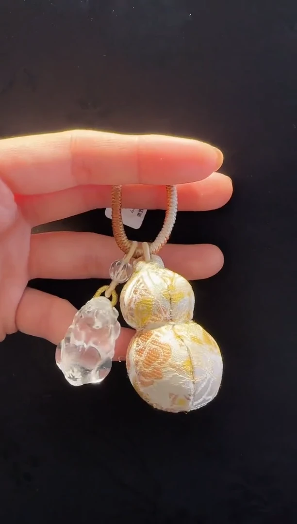 未镶嵌手绳水晶貔貅款多样性发货其一