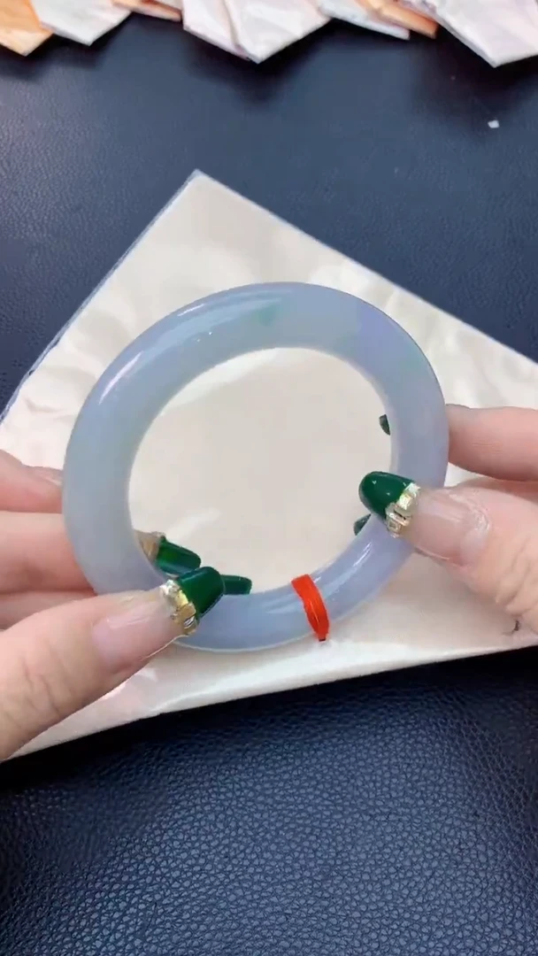 翡翠手镯未镶嵌0566807289