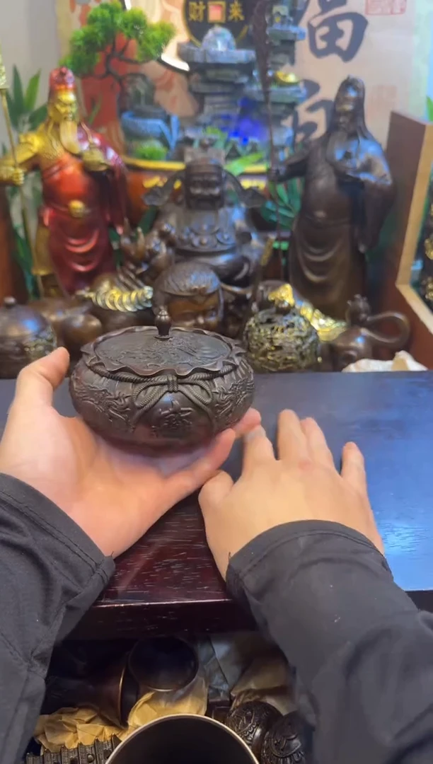 潼潼古铜只卖真铜！（钱袋子烟灰缸）