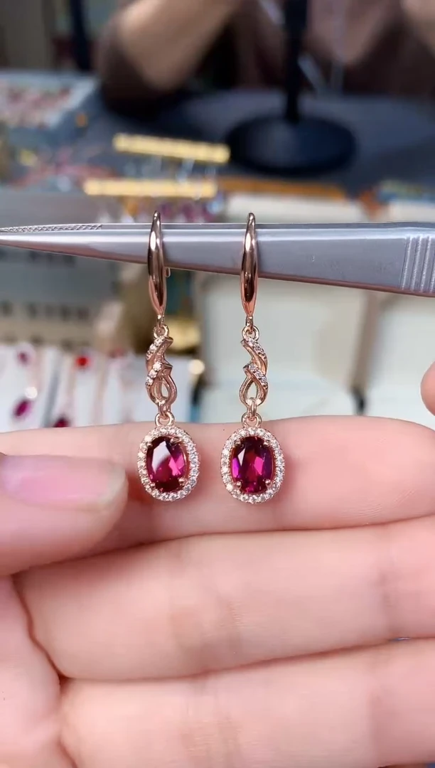 【闪购商品】石榴石耳钩银S925镶嵌天然镁铝