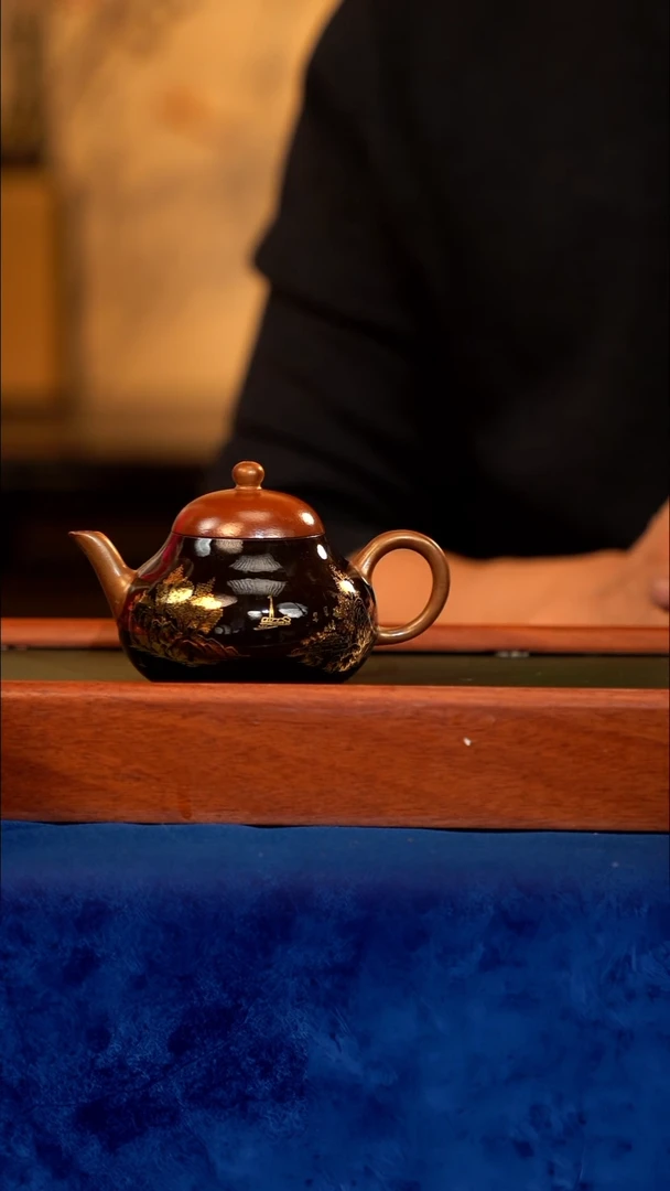 宜兴紫砂 紫砂茶壶 QCT   梨形