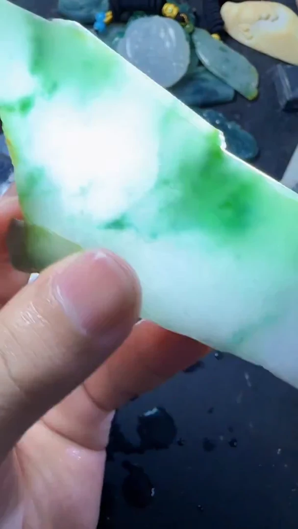 未镶嵌挂件翡翠398