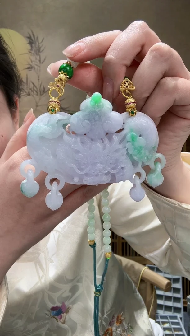 【闪购商品】翡翠颈饰未镶嵌吊坠