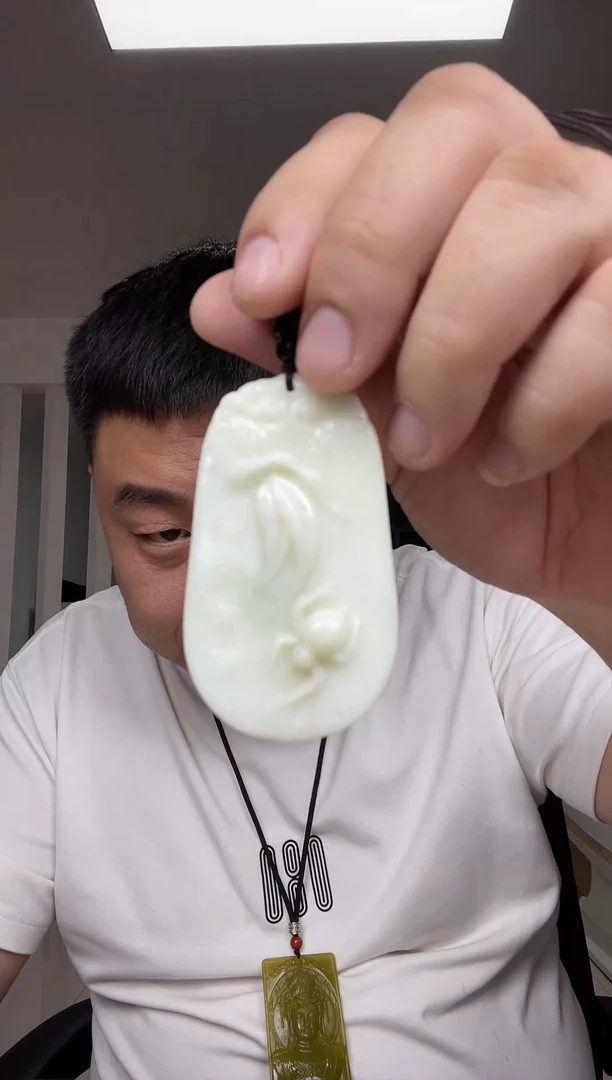 未镶嵌颈饰蓝田玉（蛇纹石化大理石玉）多样性发货一件