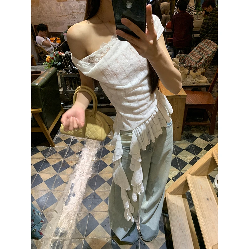 【普吉岛】春夏ins小众斜肩拼接蕾丝不规则木耳边T恤251H1189