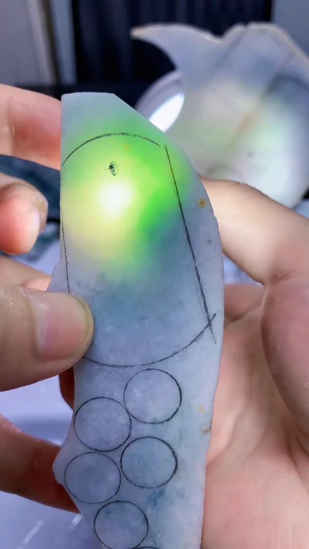 翡翠裸石缅甸天然A货1522