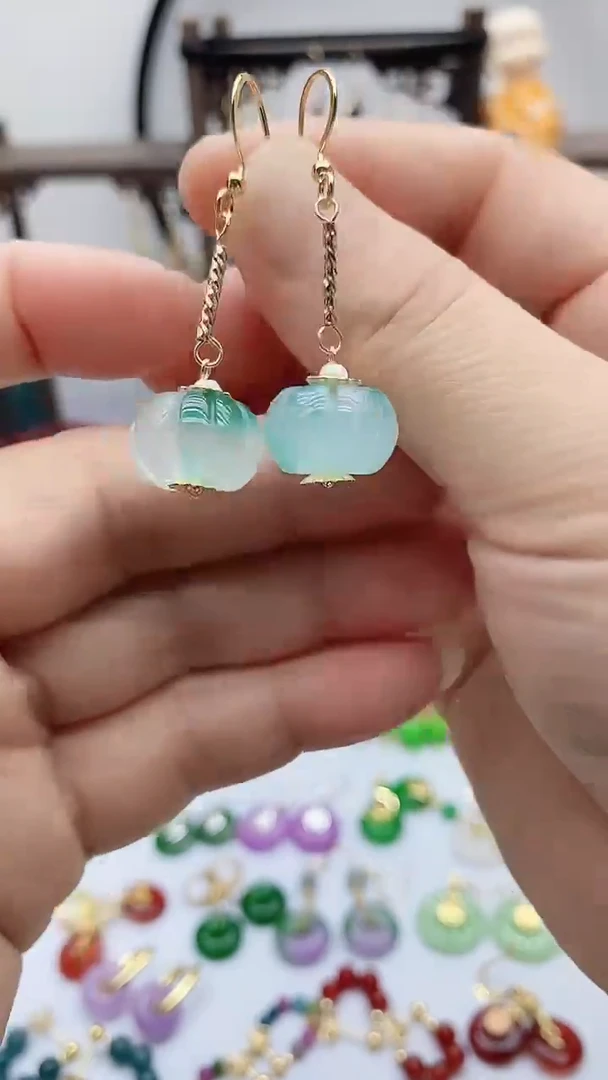 14K金镶嵌石英质玉（天山翠）耳饰267