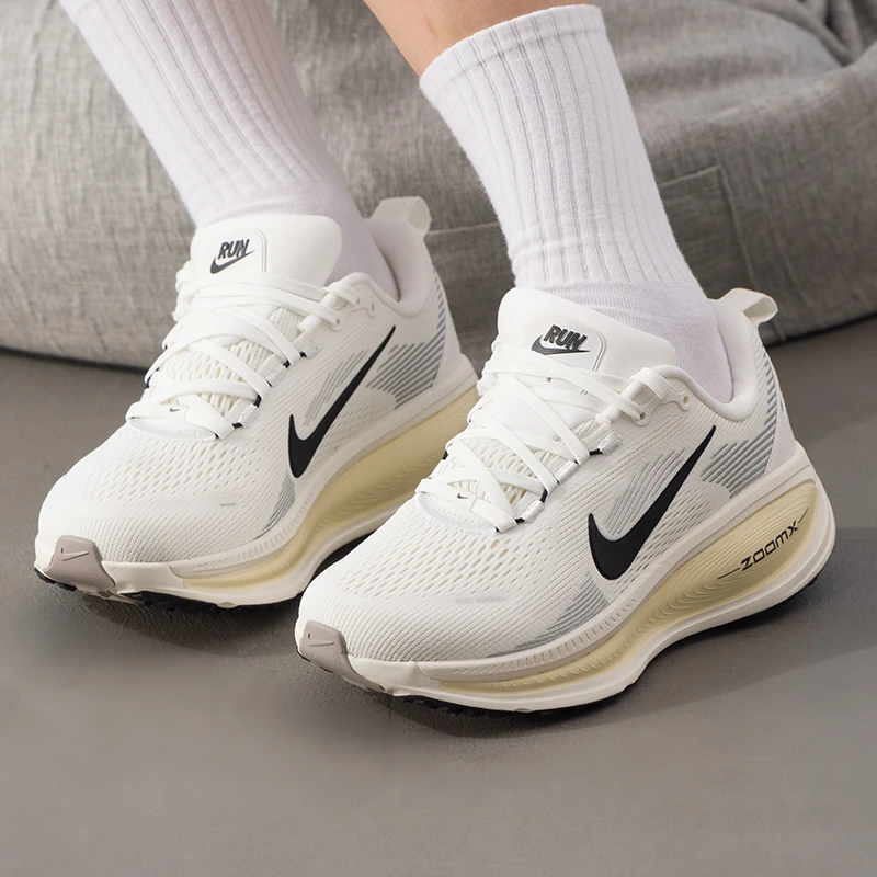 【流光风】NIKE耐克女鞋轻便低帮透气运动鞋轻便缓震跑步鞋HM6804