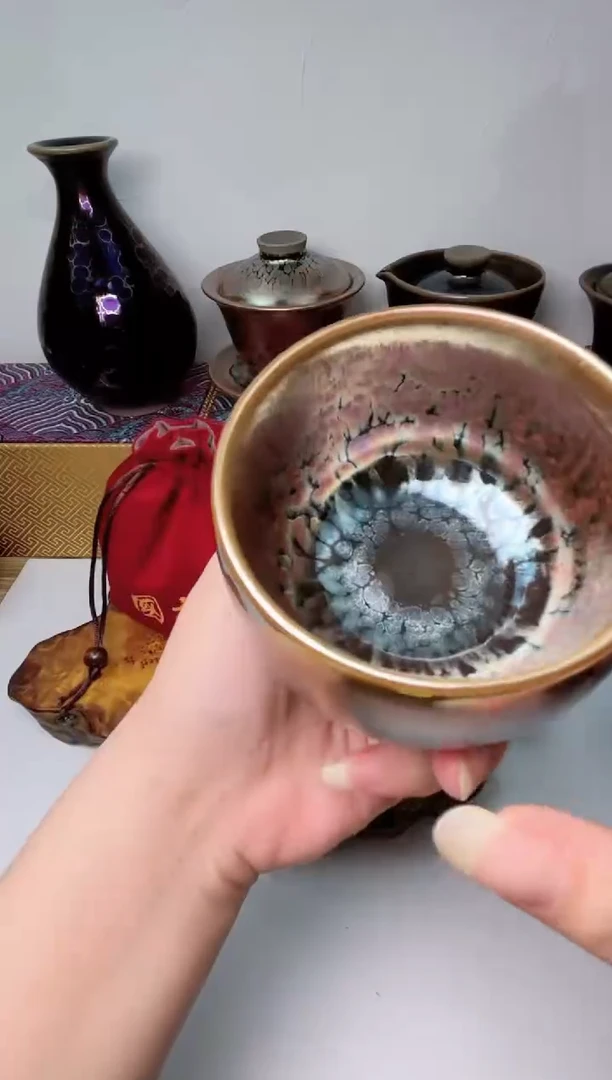 茶盏春申阁微瑕福利1只手握禅定
