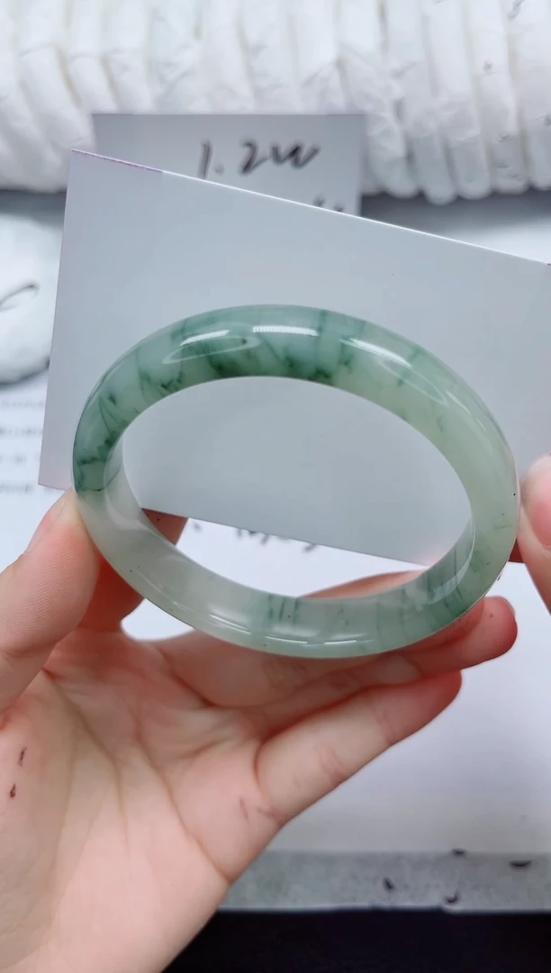 未镶嵌手镯石英质玉300-60/61