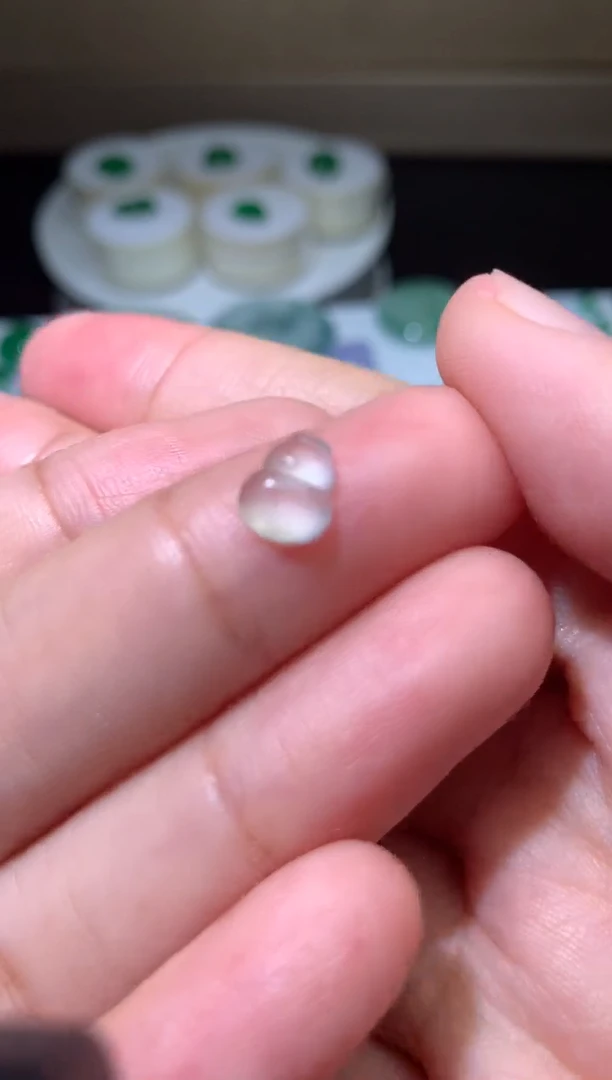 【闪购商品】定制翡翠未镶嵌毛货