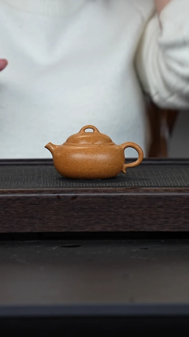 【闪购商品】紫砂茶壶黄金段玉乳