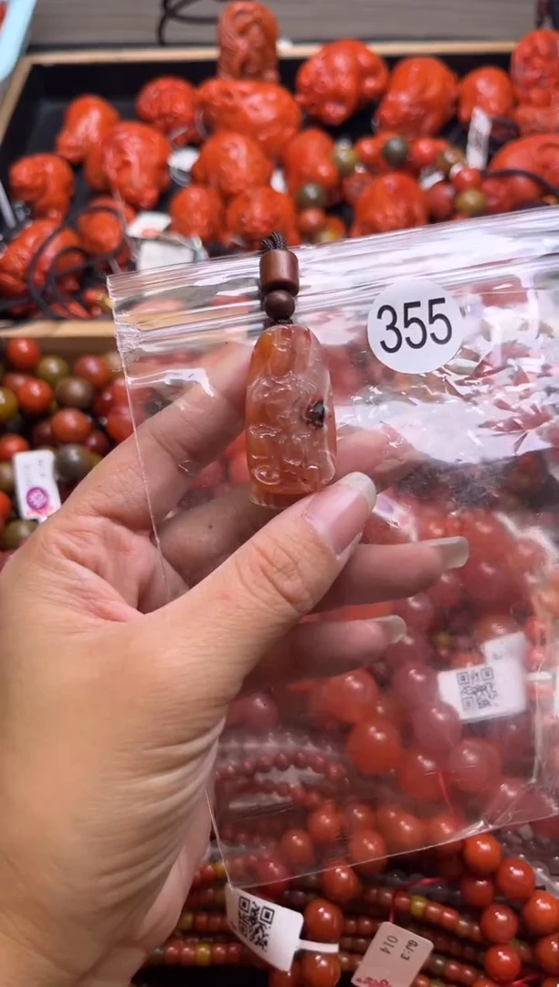 【闪购商品】南红玛瑙珠宝奇石未镶嵌355