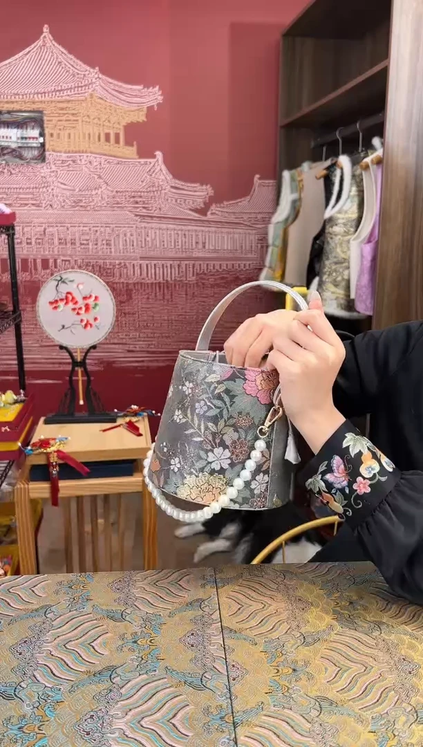 【闪购商品】刺绣非遗  手工西阵织包包