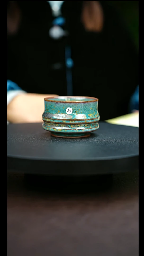 98#原矿钧瓷炉钧釉马蹄杯