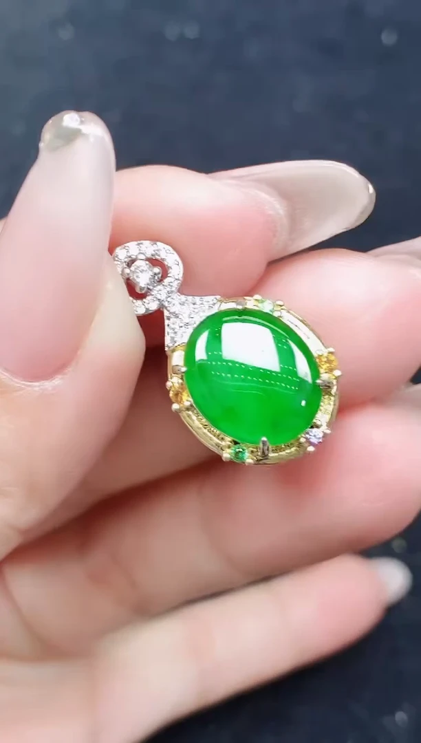 颈饰未镶嵌翡翠天然A货翡翠 保A保真