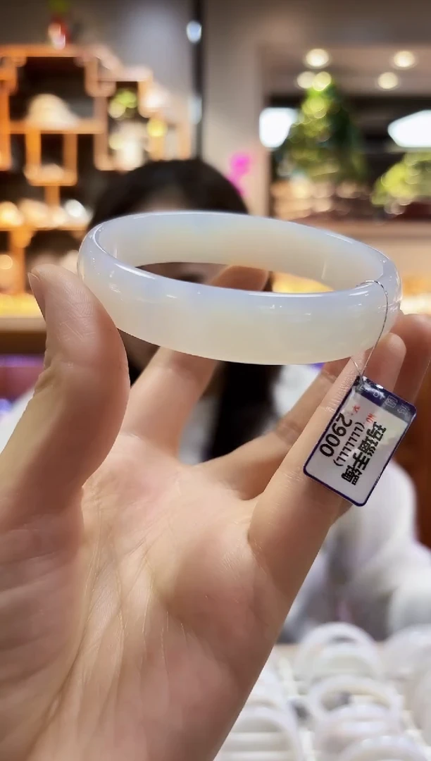 【闪购商品】玛瑙/玉髓手镯未镶嵌67