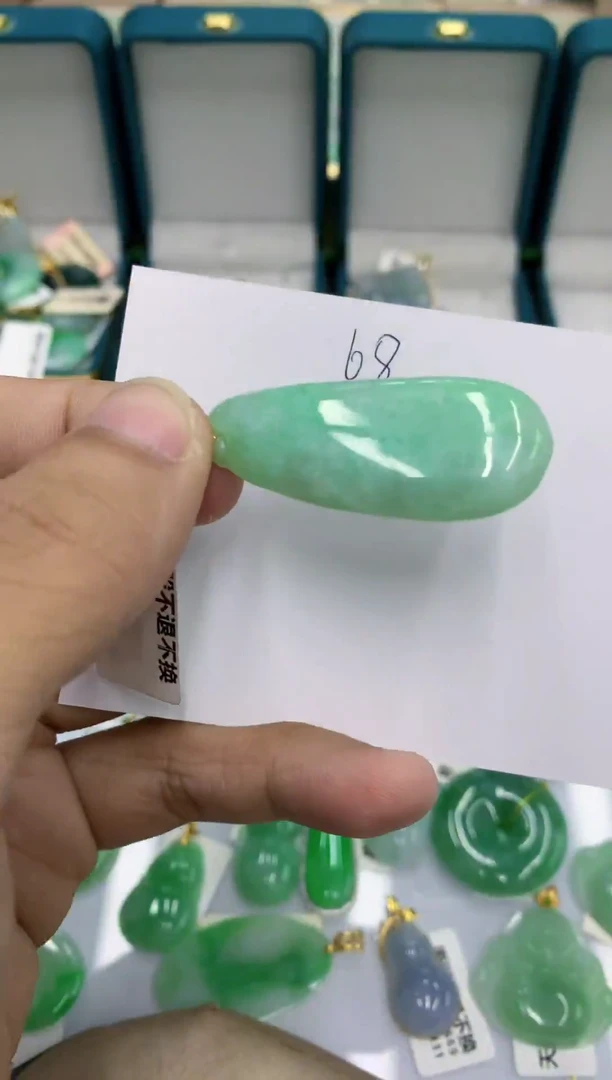 颈饰未镶嵌翡翠1111111111