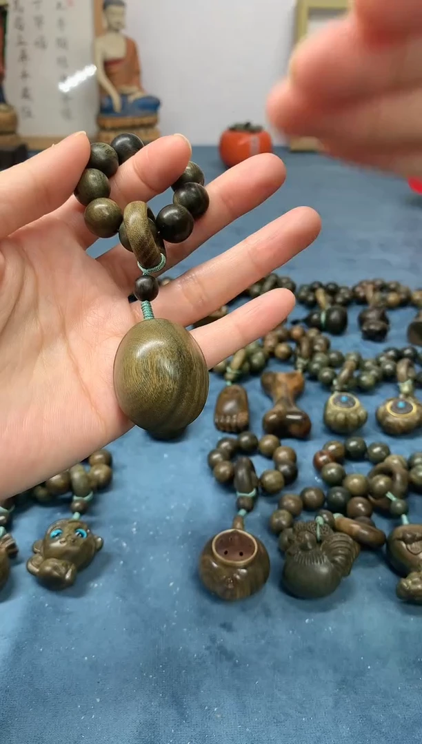 【闪购商品】维腊木（绿檀）把件富甲一方 盘玩件