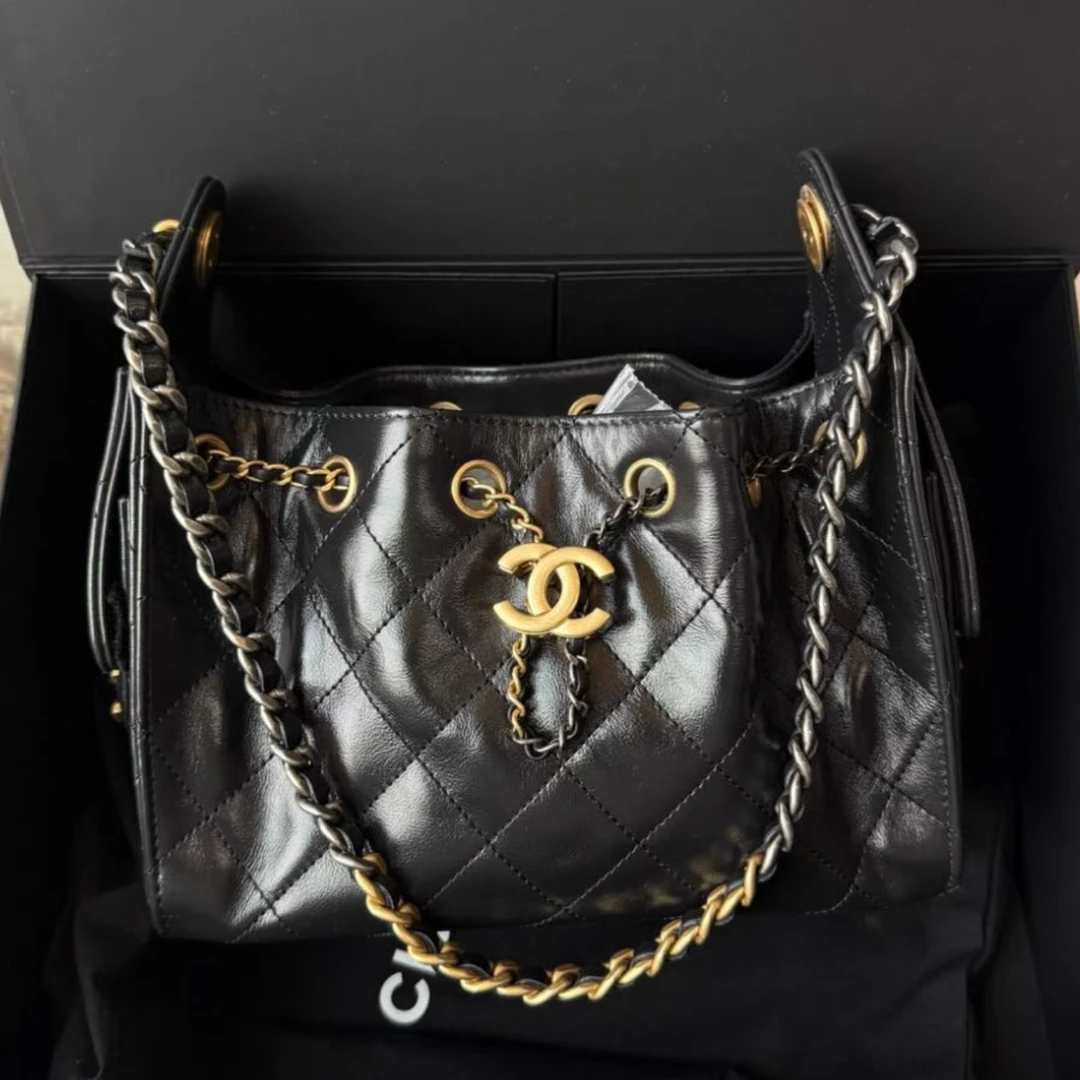 未使用 Chanel/香奈儿 香奈儿25bag黑金小号油蜡皮