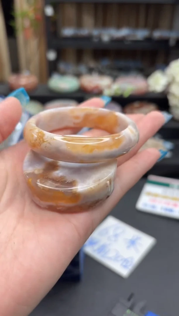 未镶嵌手镯石英质玉283(52圈赠送镯心)