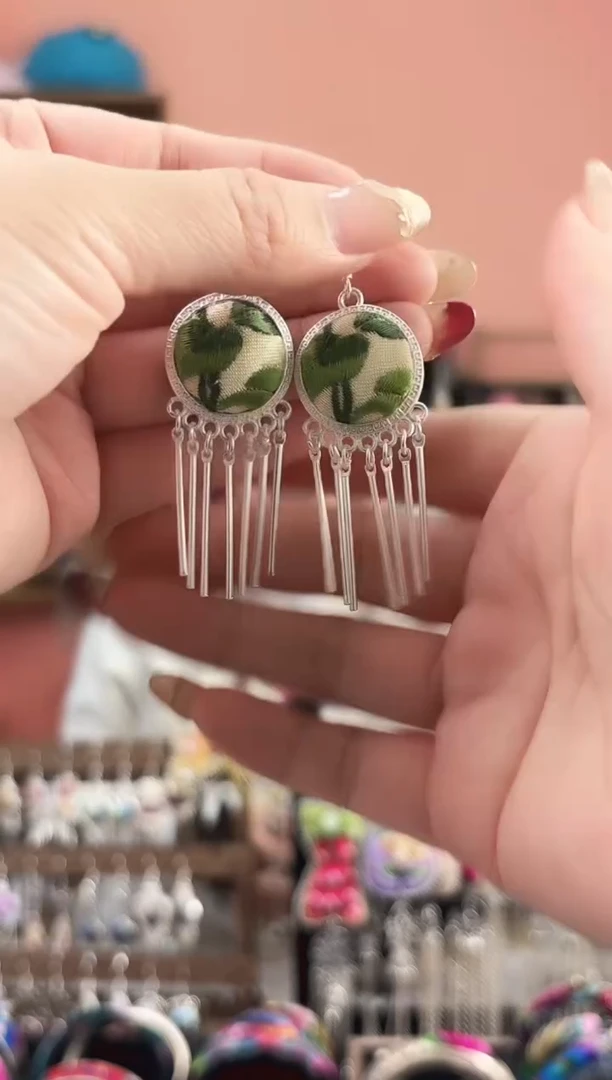 织绣艺枝独绣手工饰品154