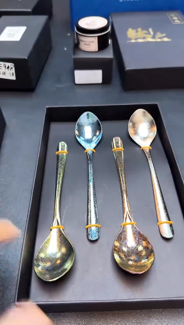 瓷片全新正品一件不留@@WE1782