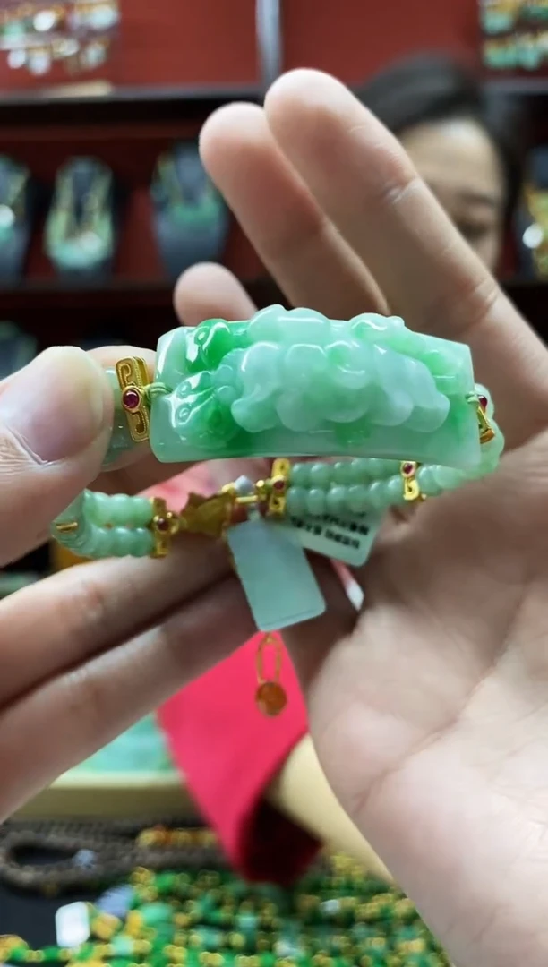 颈饰未镶嵌翡翠翡翠手牌