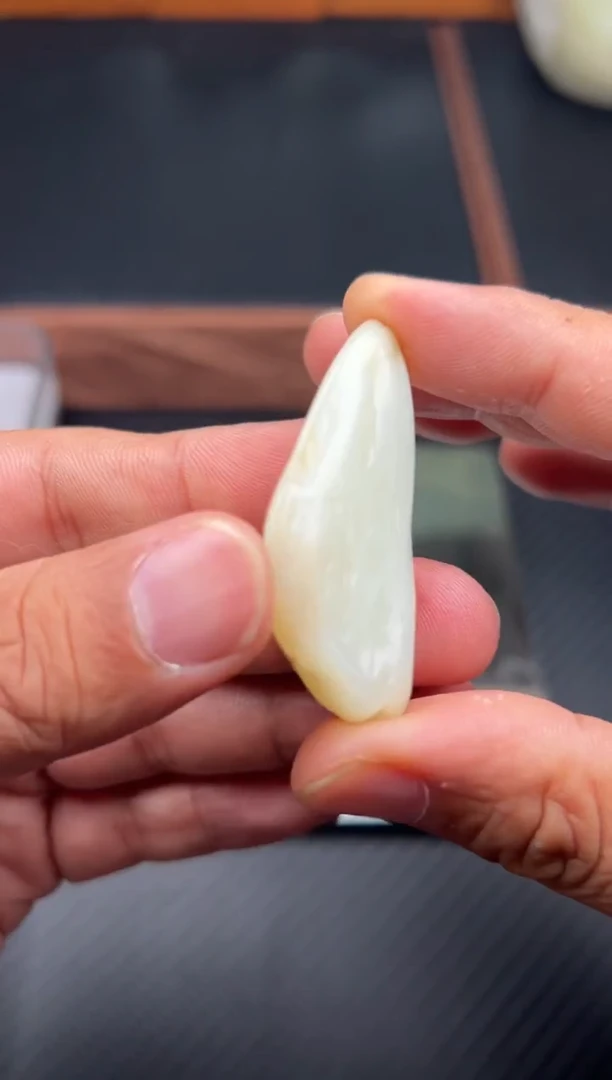 未镶嵌和田玉珠宝奇石新疆山流水