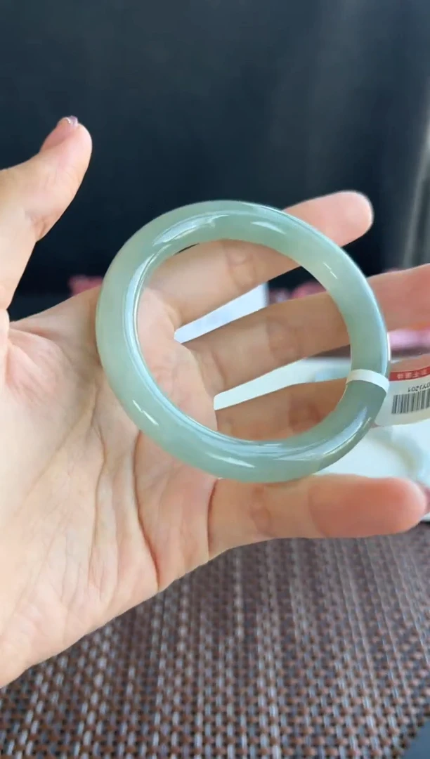 未镶嵌手镯翡翠68号54*9.5*9.3