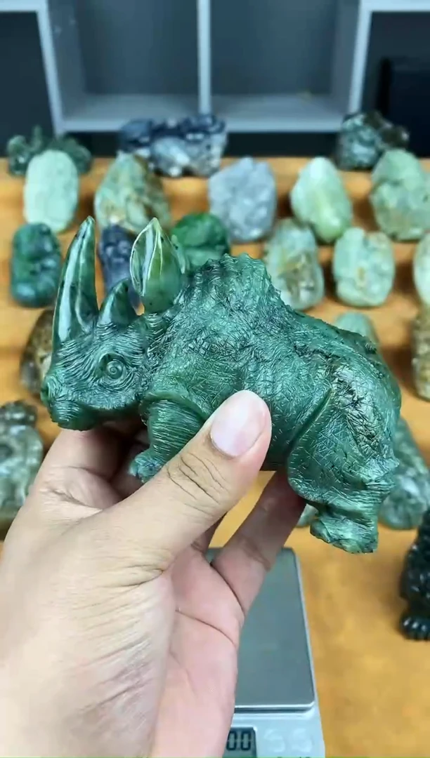 未镶嵌和田玉把件1