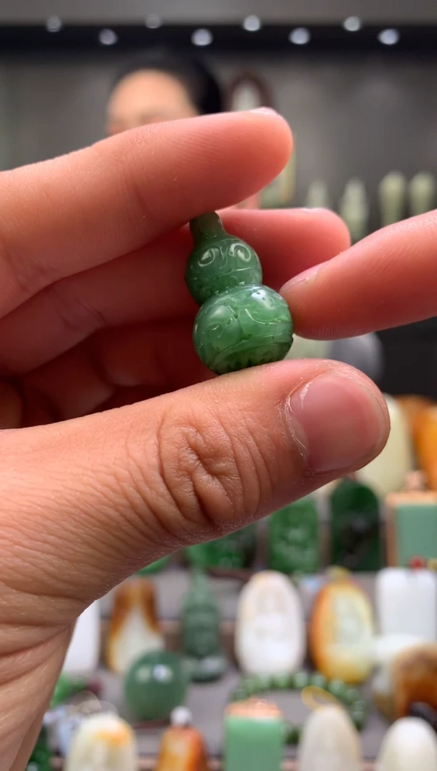 【闪购商品】和田玉吊坠未镶嵌吊坠（多样性发货）