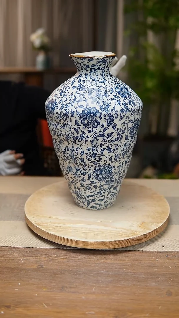 【闪购商品】陶瓷 花器青花瓷缠枝莲高脚