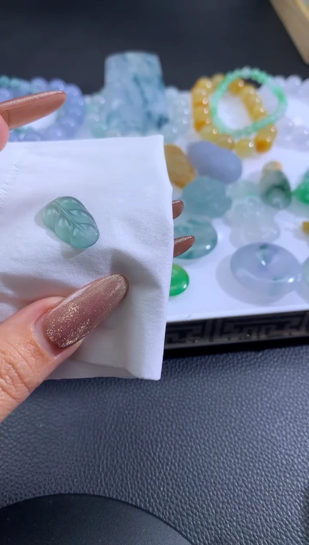 【闪购商品】定制翡翠未镶嵌翡翠