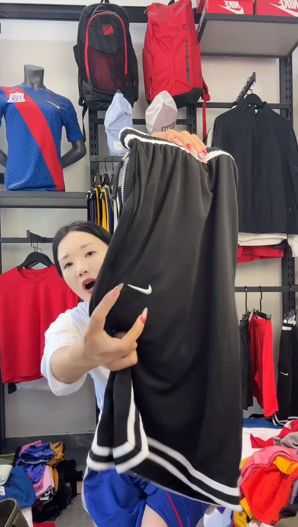 177瑕疵修复以直播间过款为准 XL码裤子