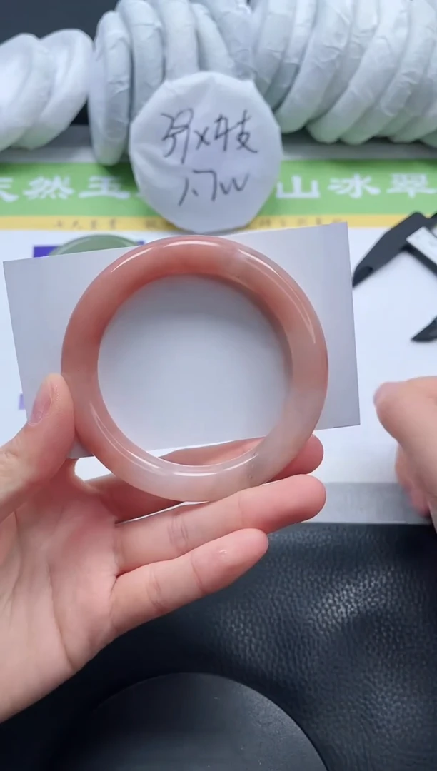 【闪购商品】石英质玉手镯未镶嵌A179-56+