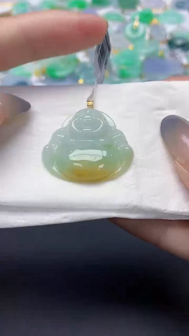 翡翠18K金镶嵌颈饰天然缅甸a货翡翠