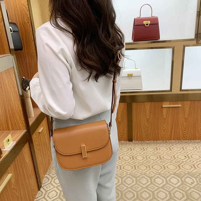 K04轻奢女士新款百搭时尚单肩斜跨手提包