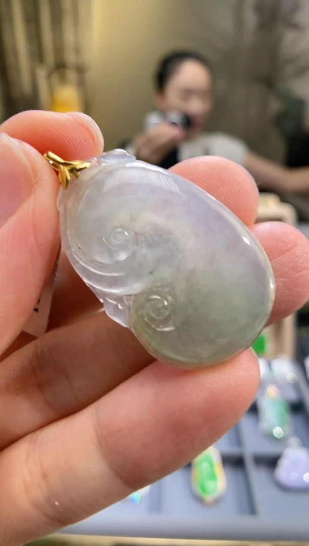 翡翠18K金镶嵌吊坠(不含链)如意