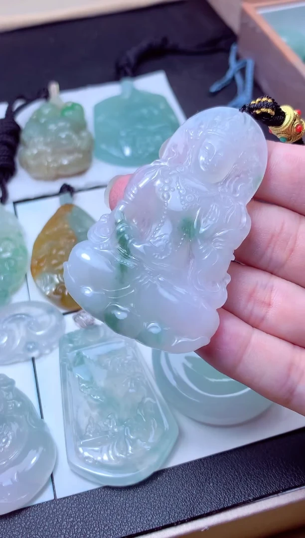颈饰未镶嵌翡翠天然A货翡翠