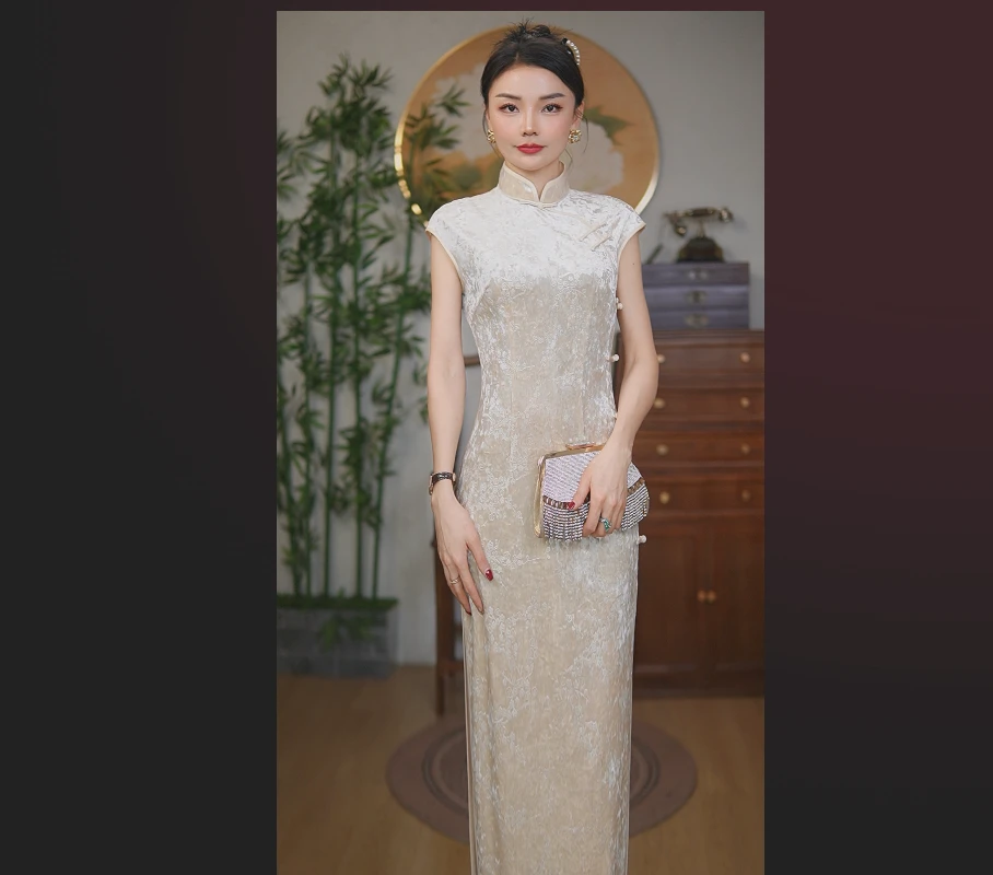 春季新款香槟奶白色无袖国风旗袍气质长款年轻款修身显瘦苏州旗袍