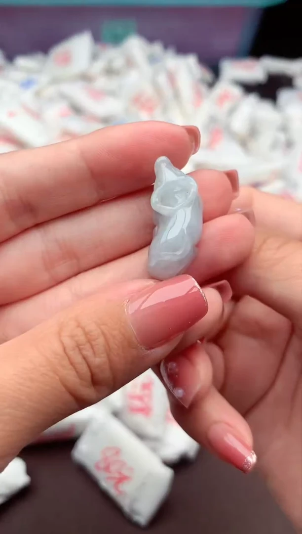 【闪购商品】翡翠挂件未镶嵌一