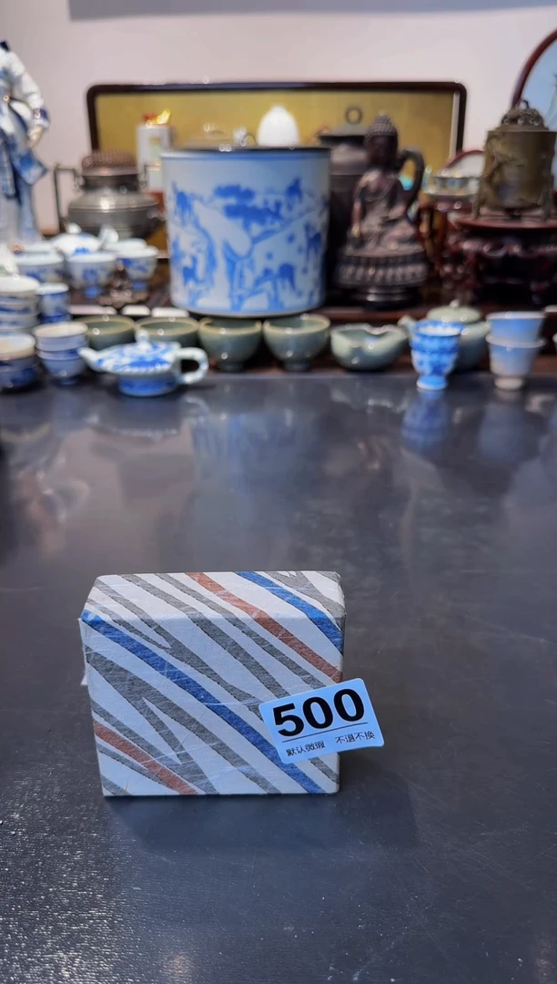 【闪购商品】摆件  注意：回流商品，默认有瑕。不退不换