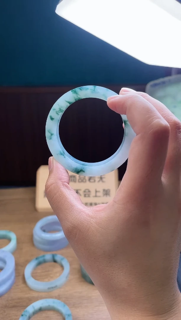 【闪购商品】定制翡翠s定制未镶嵌手镯定制