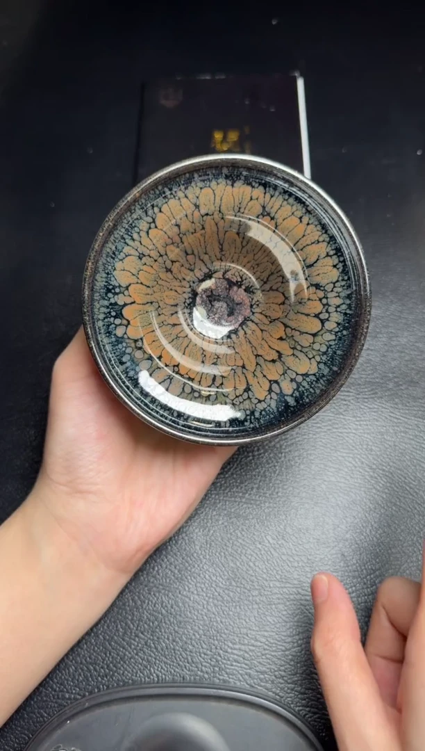 茶盏水墨牡丹阙梅娇13