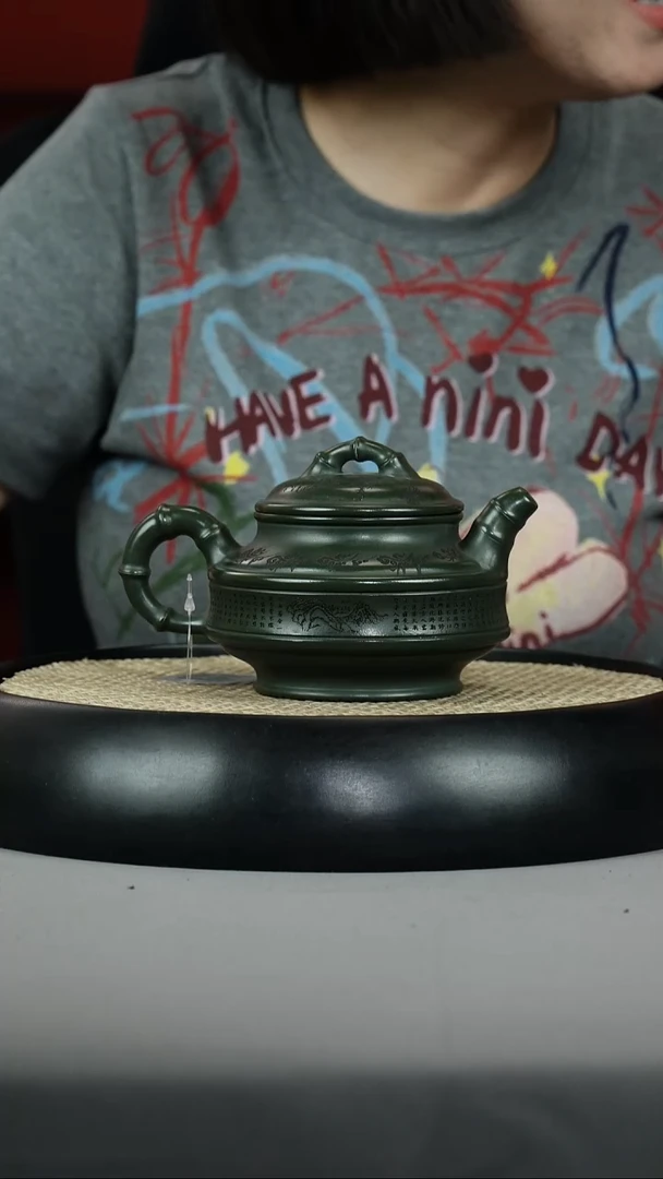 茶壶紫砂绿泥 双线竹鼓 刻绘