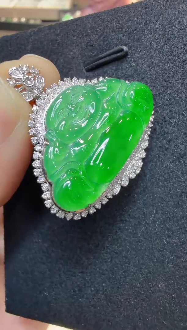 吊坠(不含链)18K金镶嵌翡翠定金